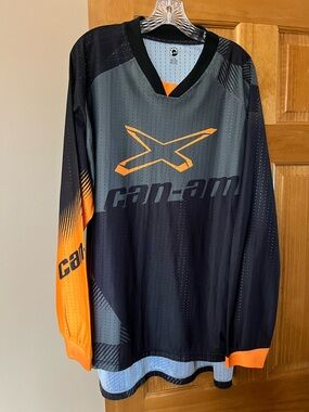 Can-Am Black & Orange Athletic V‑Neck Top